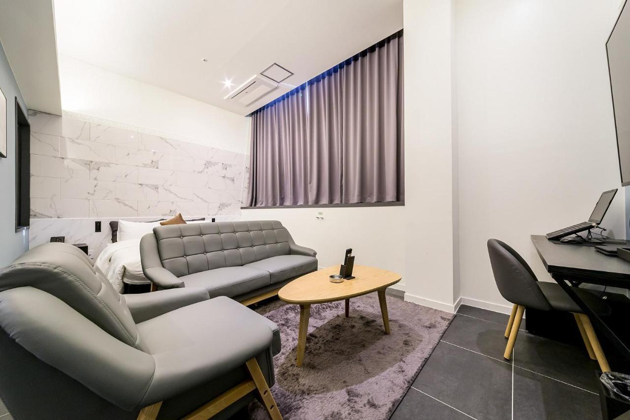 Pyeongtaek Stay Tourist Hotel Εξωτερικό φωτογραφία